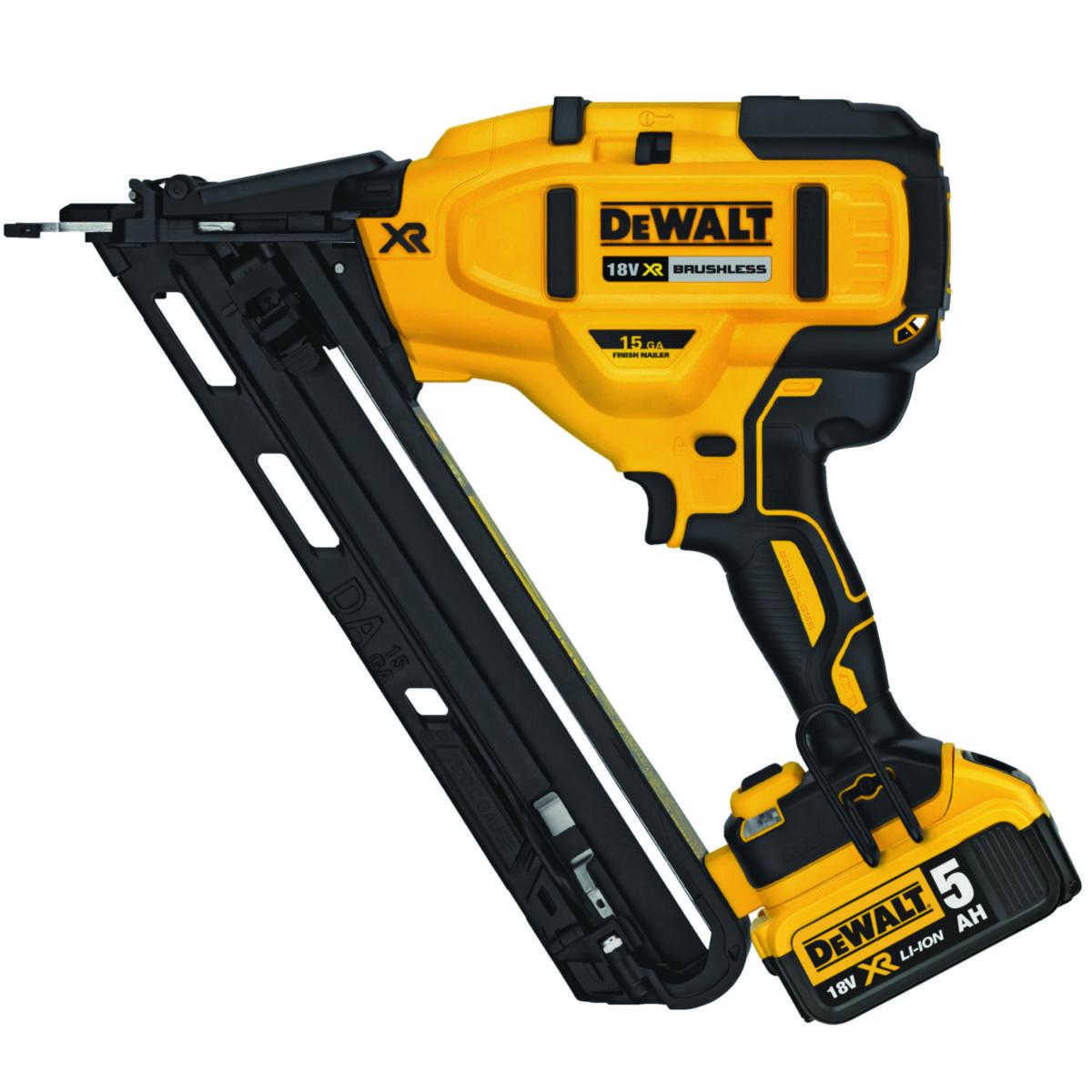 Spikpistol DEWALT DCN650P2 - SPIKPISTOL 18V DCN650P2 2X5 AH DEWALT DCN650P2-QW