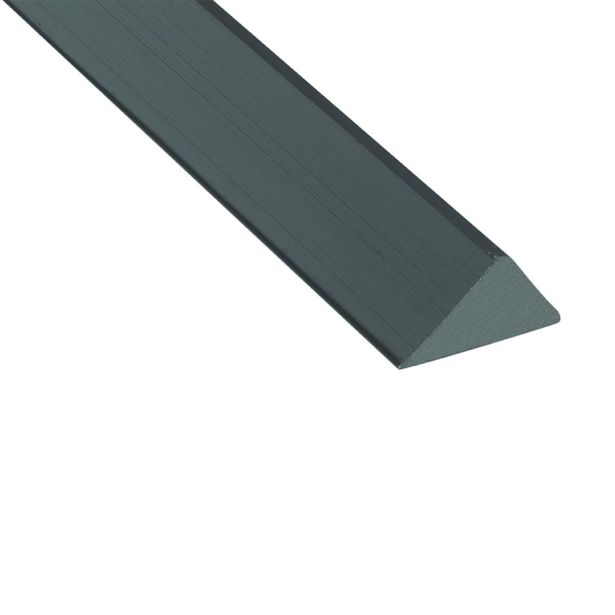 Faslist massiv, plast - FASLIST 10x10 L=3 MTR MASSIV TREKANTSLIST UTAN SPIKHÅL